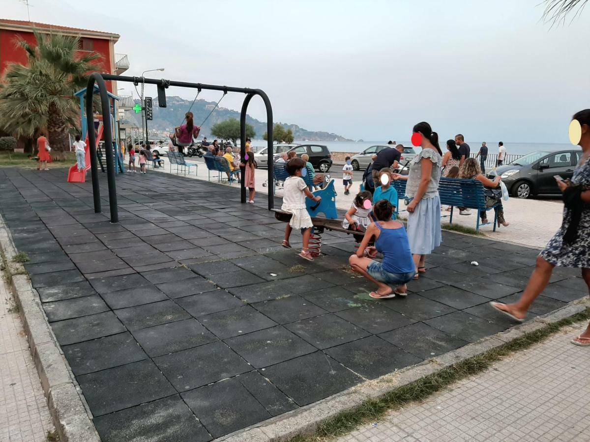Apartamento La Casa Nel Vicolo Giardini-Naxos Exterior foto